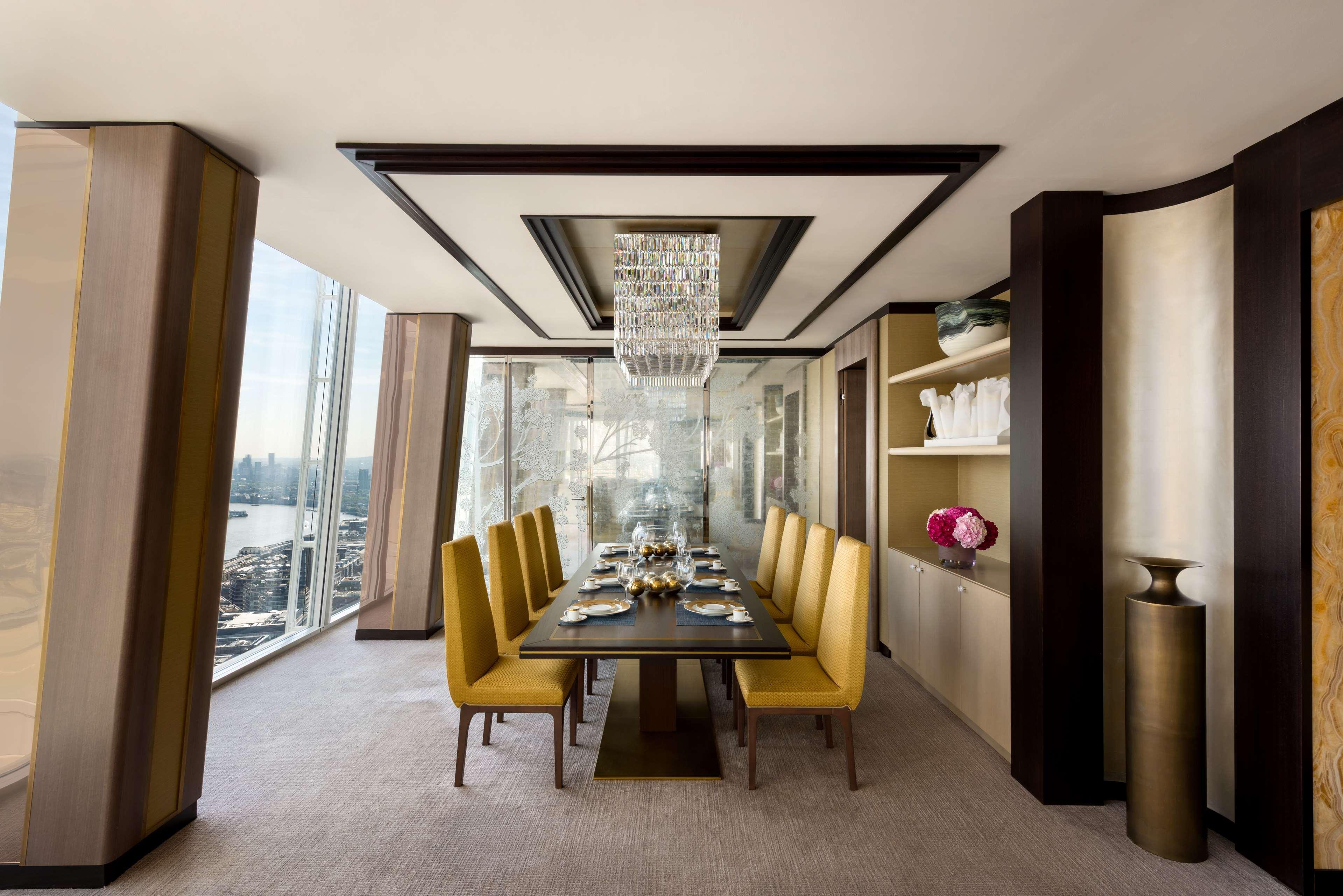 Shangri-La The Shard, London Kültér fotó The dining room
